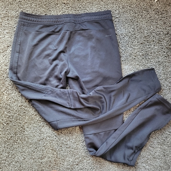 Woman's Adidas Trio Tapered Jogger Track Pants Size Small Black - Picture 3 of 13